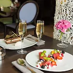 Hotel Ogcity Alteora Poitiers Futuroscope *