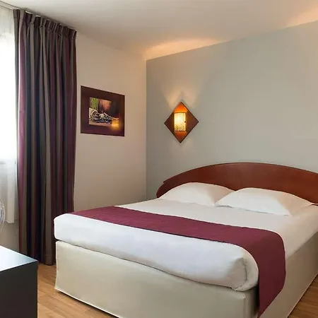 Ogcity Alteora Poitiers Futuroscope Hotel *