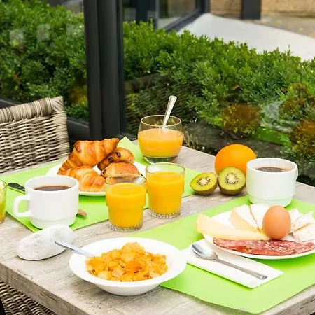Hotel Ogcity Alteora Poitiers Futuroscope *